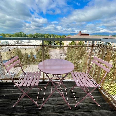 Cozy Apartment - Citycentre - Freeparking - Selfcheck-In Liptovsky Mikulas Exterior foto
